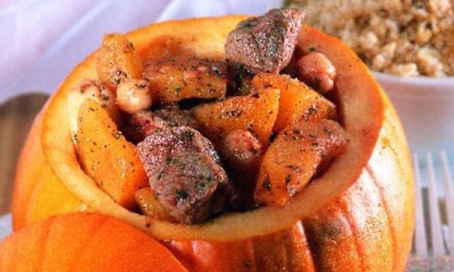 طريقة عمل اللحم المحمر بالقرع